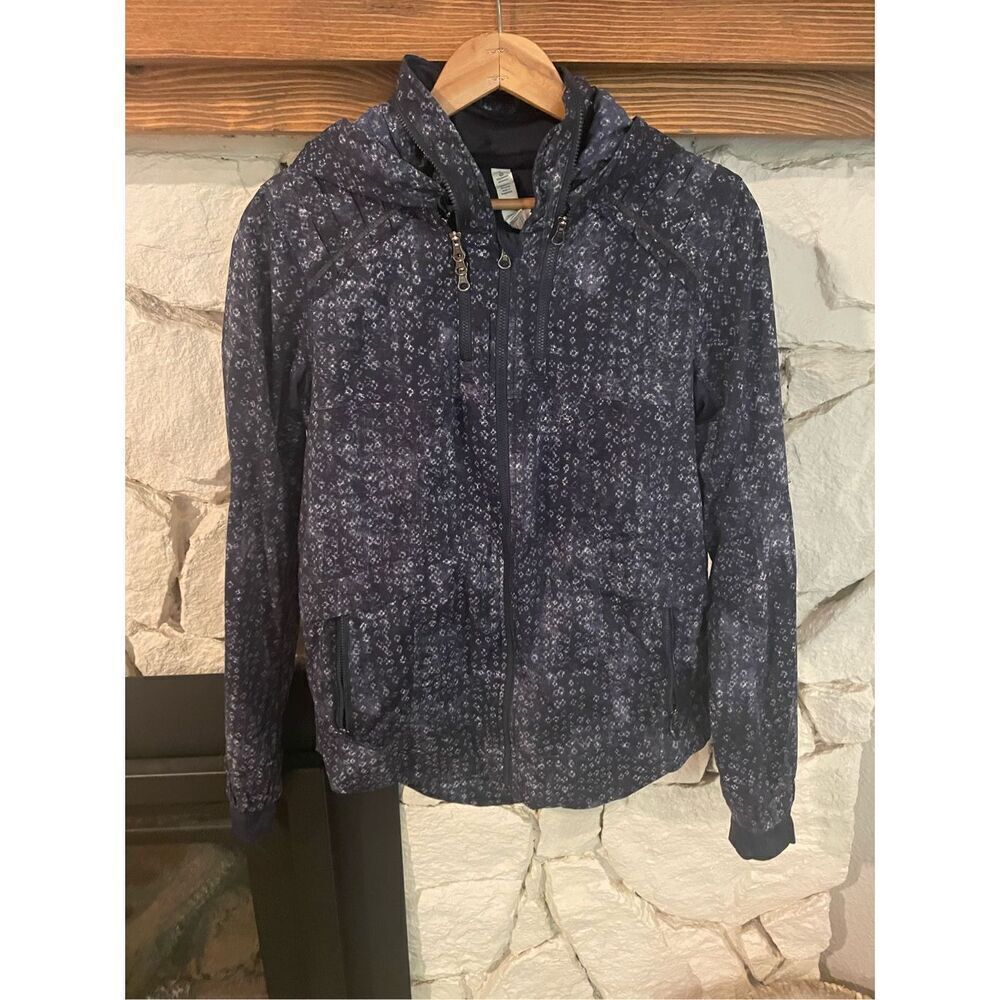 Lululemon Womens Navy Inkwell Ghost‎ Kanoko Twist Spring Forward Jacket Size 6
